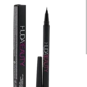 Huda Beauty Life Liner Quick ‘N Easy Precision Liquid Liner